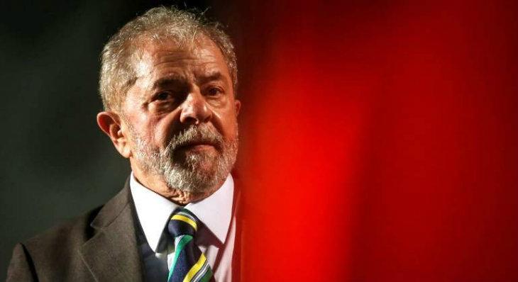 La Corte Suprema frena el traslado de Lula a una cárcel común