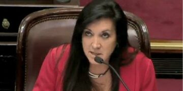 Tildan de “suicidas” a los votantes de Alberto Fernández