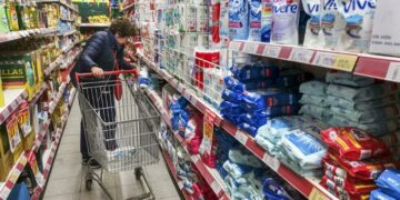 Un país en vilo por la remarcación de precios