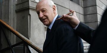 Lavagna se mostró crítico con el Gobierno por la pobreza infantil