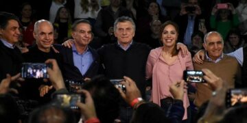 Macri se apoya en Vidal para cerrar su campaña