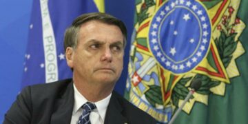 Bolsonaro se enfrenta ahora a la iglesia católica por el Amazonas