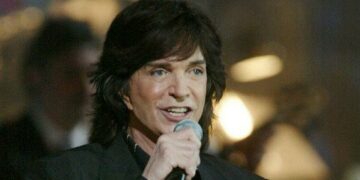 La música se viste de luto