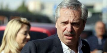 Fernández se reunió con la UIA y viaja a Tucumán