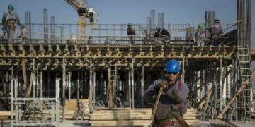 La industria no levanta cabeza y volvió a caer durante julio