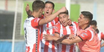 Goleada de Instituto sobre Brown de Adrogué