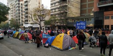 Comenzó la movilización y acampe de las organizaciones sociales