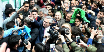 Fernández regresa a Córdoba