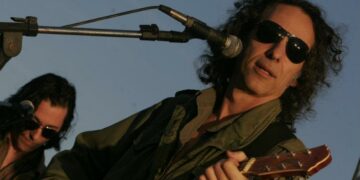 Javier Calamaro tomó “unos vinitos de más” y puso incómoda a Mirtha Legrand