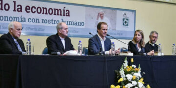La iglesia se acerca a los movimientos sociales
