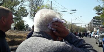 Una movilización de Luz y Fuerza terminó con violentos incidentes