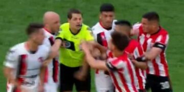 Trompadas sobre el final del partido entre Estudiantes y Patronato