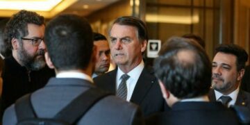 Bolsonaro amenaza  con suspender al país del Mercosur
