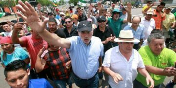 Crece la tensión por las protestas contra la nueva reelección de Morales
