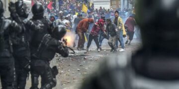 En medio del caos, Moreno abrió el diálogo con los indígenas
