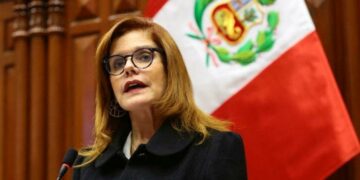 Aráoz renunció a la “presidencia interina” y Perú vuelve a la calma