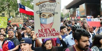 Levantan el toque de queda en Santiago, Valparaíso y Concepción