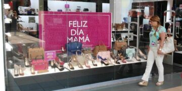 Las ventas se desplomaron 17,2%