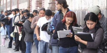 Sin anuncios, lanzan un bono para desocupados