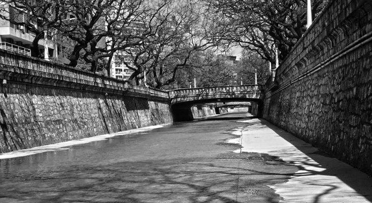 Un recorrido por la otra ciudad Un recorrido por la otra ciudad
