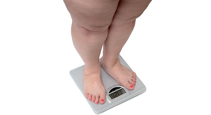 El sobrepeso antes de los 40 aumenta el riesgo de cáncer