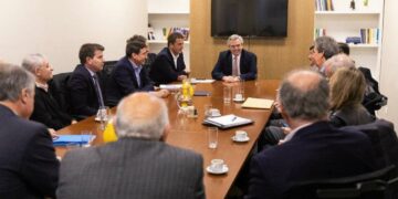 Interés empresarial y del campo por el acuerdo contra el hambre