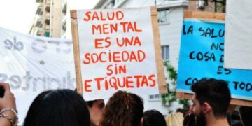 Marchan por el derecho a la salud mental
