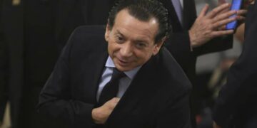 Frenan la entrega de planes sociales que iba a entregar el Gobierno