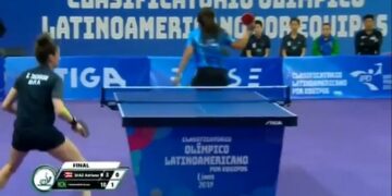 El increíble punto de tenis de mesa que dejó a todos con la boca abierta
