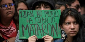 Duque se mantiene firme en Colombia