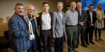 Schiaretti endilgó las crisis del país a la falta de dólares
