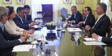 Cruces en la transición por la herencia macrista que recibirá Alberto
