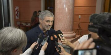 Para Grahovac, es “inviable” reinstaurar la cláusula gatillo