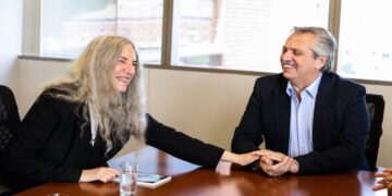 Patti Smith visitó a Fernández y le pidió por el Acuerdo de París