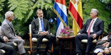 Histórico encuentro en La Habana