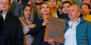 Trump y Bolsonaro reconocieron a Áñez como presidenta de Bolivia