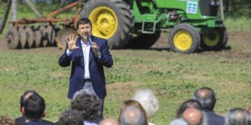 Arroyo cuestionó el “desarme” de los programas sociales