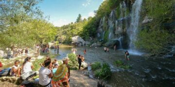 Carlos Paz promete controlar el alquiler turístico desde Internet