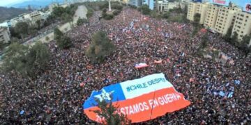 Por tercera semana, continúan las masivas protestas en Chile