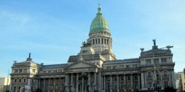 El Congreso afina los detalles para el traspaso de mando