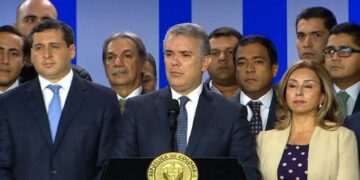 Se complica el diálogo para Duque