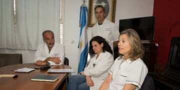 Primer reimplante de mano