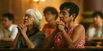 Creció en el país el número de ciudadanos sin religión
