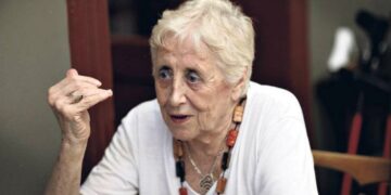 Charla debate por la patria grande