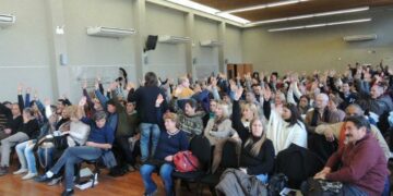 Los gremios estatales debaten la propuesta salarial del Gobierno