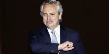 “Los convoco a todos, sin distinciones”