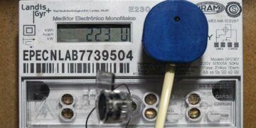 Epec avanza con la instalación de nuevos sistemas de medición