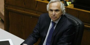 El Congreso chileno condenó a un ex ministro por la represión