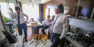Suba de jubilaciones antes de fin de año y bono selectivo a trabajadores