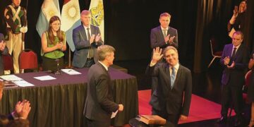 Martín Llaryora juró como intendente de la ciudad de Córdoba
